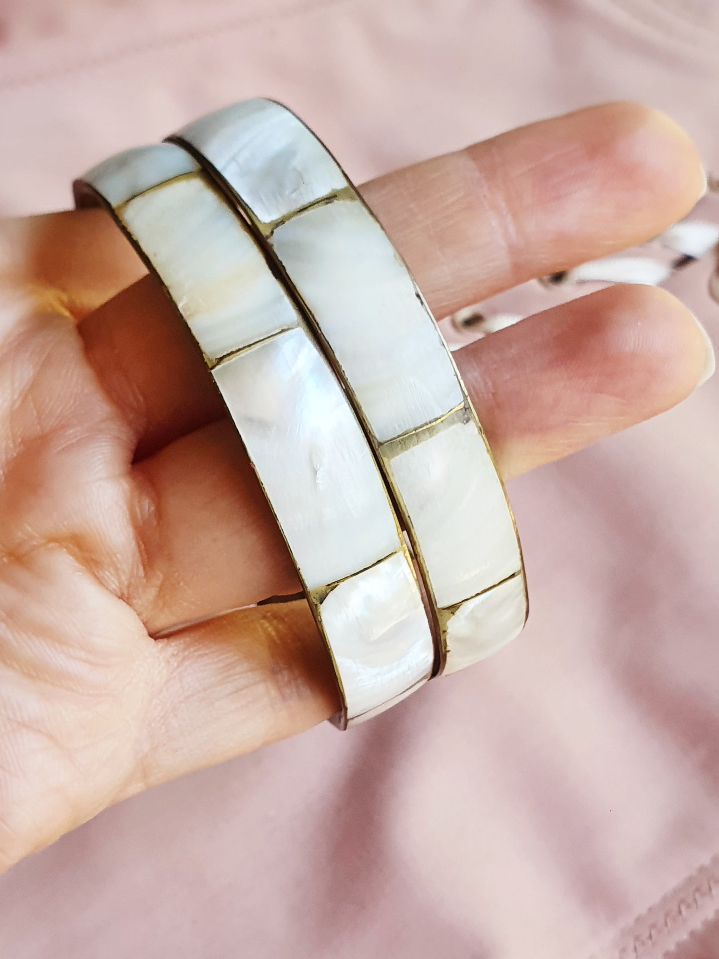 Brass and nacre pair of bangle vintage bracelets